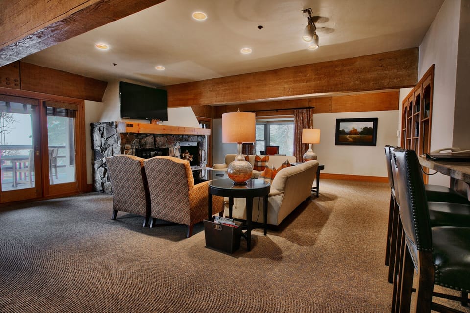 Couch, Furniture, Living Room, Room, Indoors