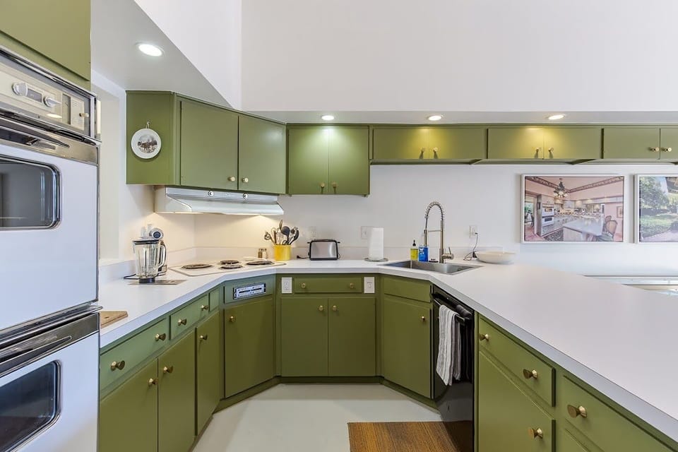 Historical updated kitchen 
