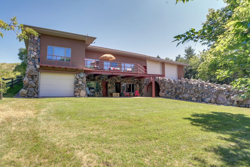 Home Exterior | In-Unit Laundry | Keyless Entry | Other Rentals On-Site | Duplex