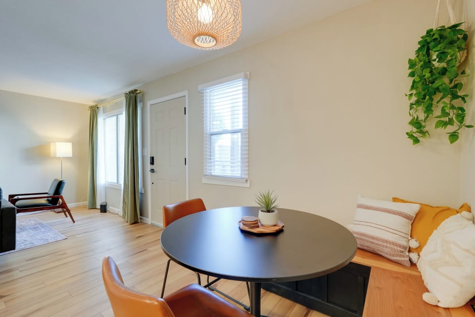 Dining Table | Dishware/Flatware Provided