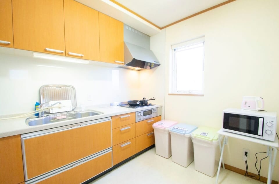 143. Kitchen