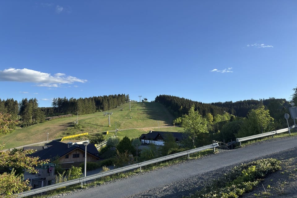 Immediate Surroundings [summer] (<1 km)