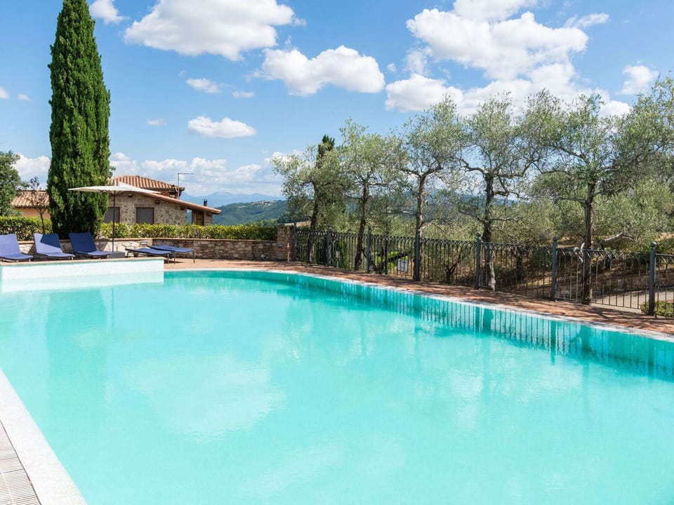 Holiday Home Swimming Pool