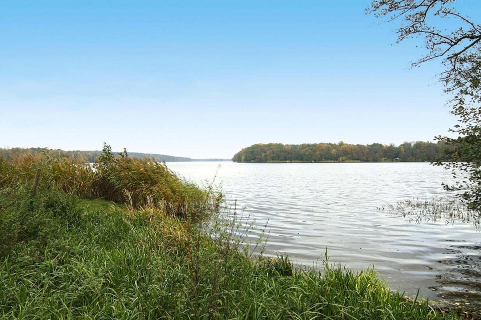 Surroundings [summer] (1-5 km)