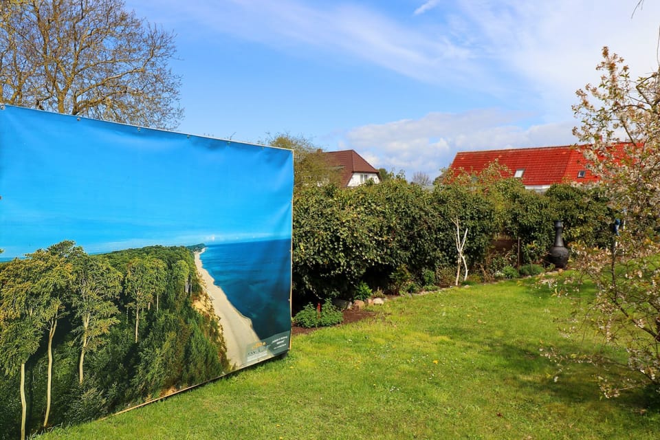Immediate Surroundings [summer] (<1 km)