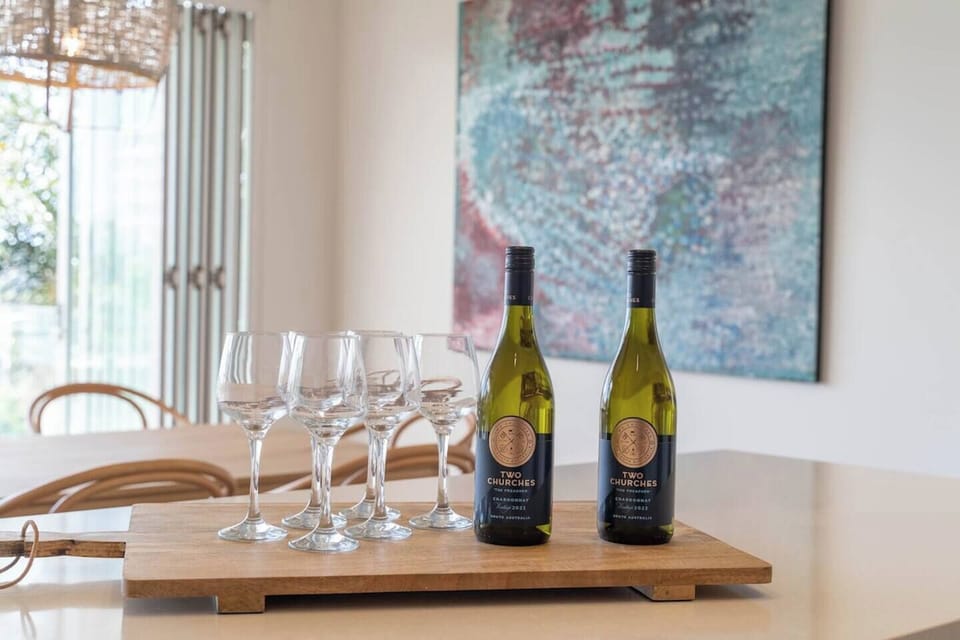 'The Headland' - Premier Queenscliff Abode, Steps from Queenscliff Beach & Freshwater Beach. A perfect family entertainer!