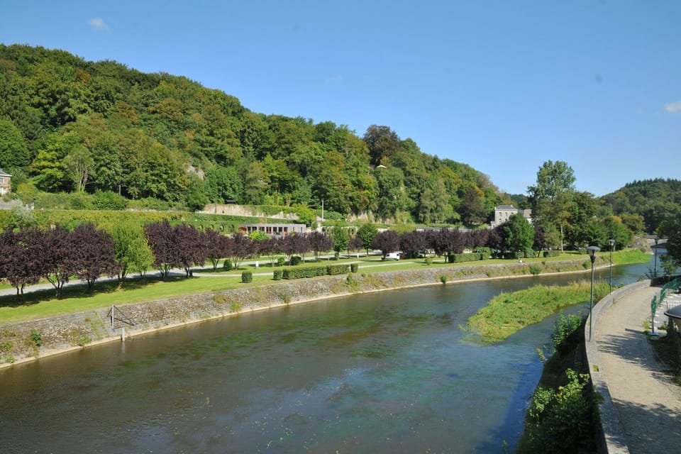 Surroundings [summer] (1-5 km)
