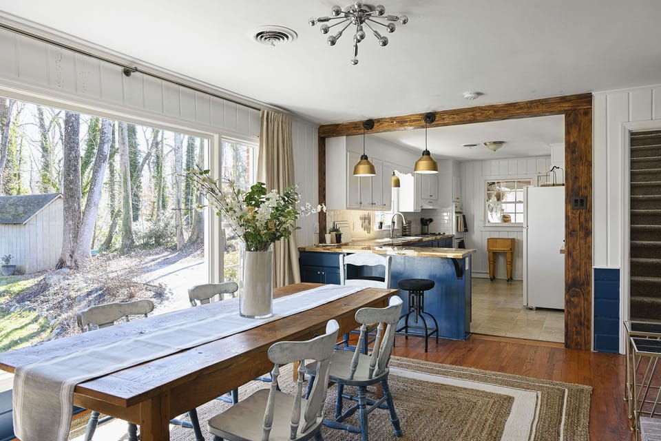 Breakfast Area has 50 year old hand crafted French oak table