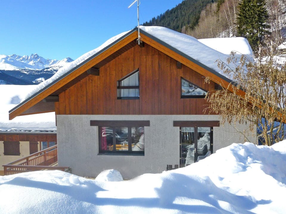 Holiday Home Exterior [winter]