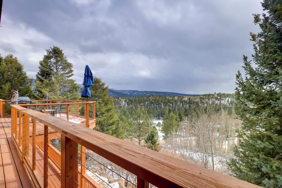 Angel Fire Vacation Rental | 3BR | 3BA | 2,496 Sq Ft | Stairs Required
