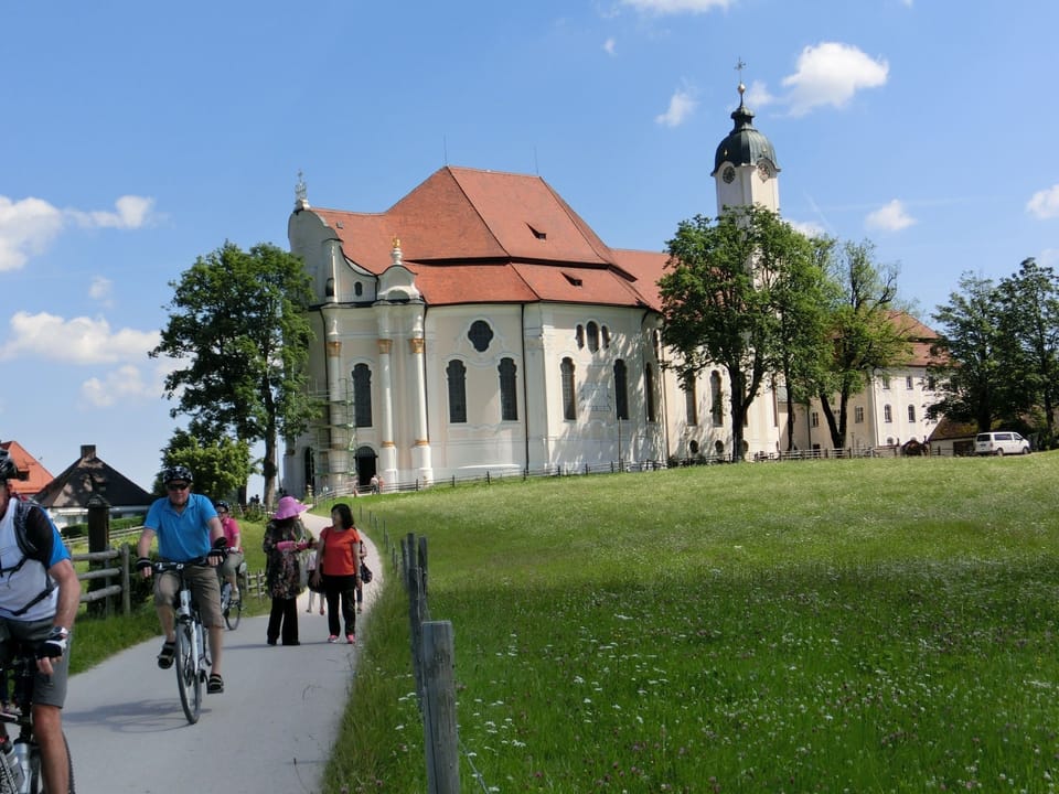Surroundings [summer] (1-5 km)