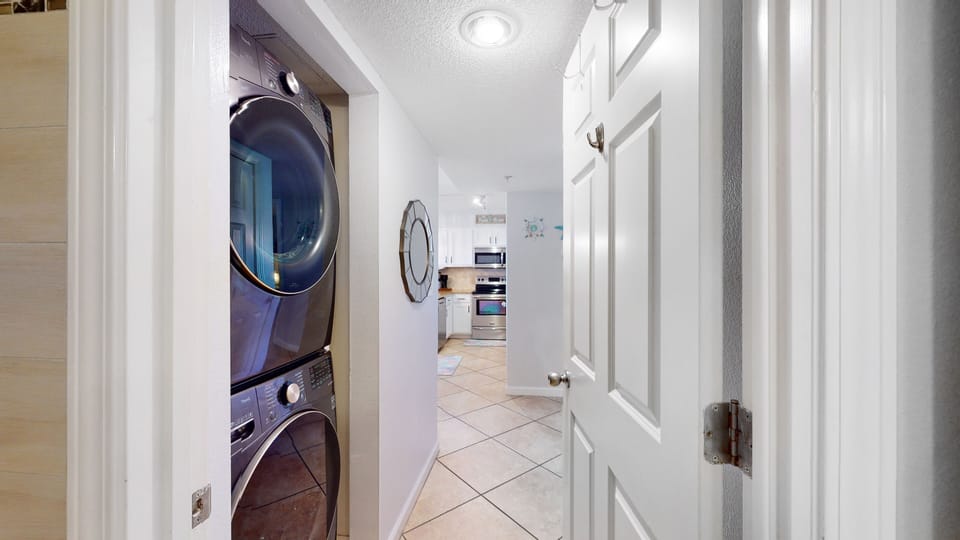 Washer & Dryer