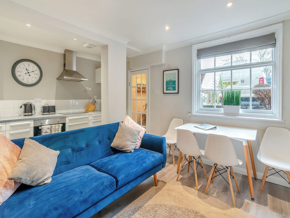 Open plan living space | Molokai Snug, Scarborough