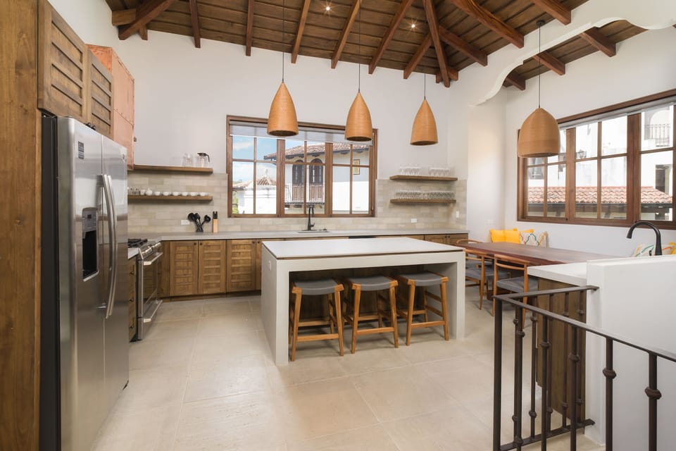 Fully equipped kitchen