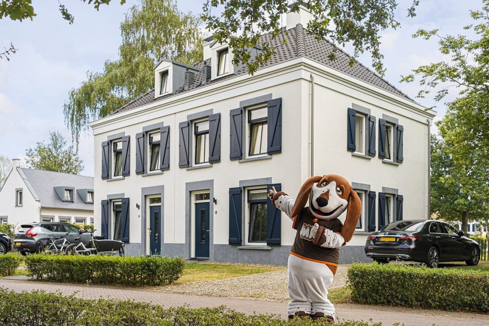 Holiday Home Exterior [summer]