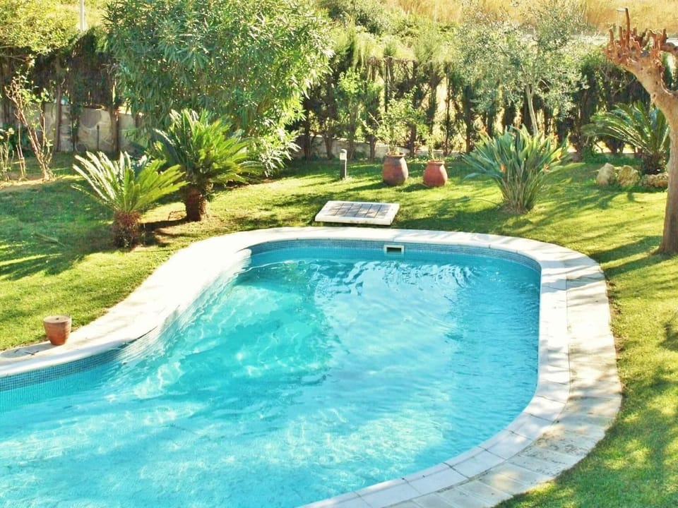 Holiday Home Swimming Pool