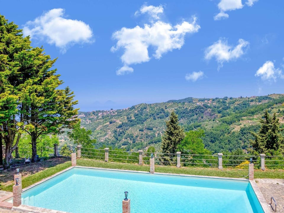 Holiday Home Swimming Pool