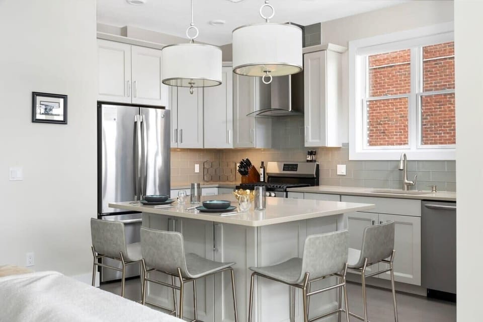 Fully equipped kitchen