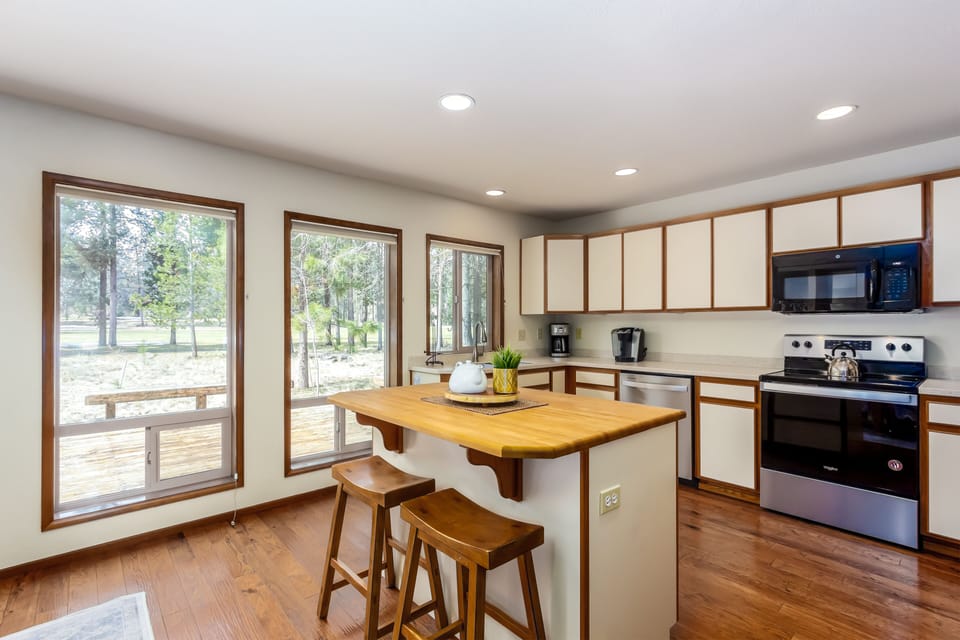 Kitchen - Main Level