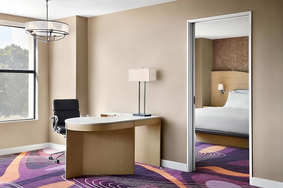 Unit with 1 King size bed