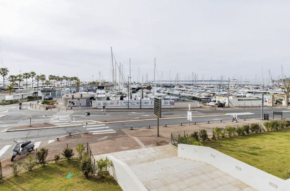 Marina