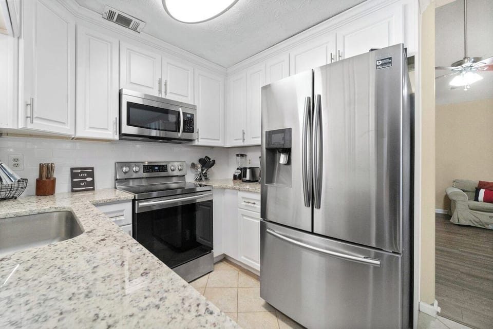 "The place is great! Cozy & comfortable; feels like home! The location is accessible to restaurants, shopping, groceries, gas, etc"