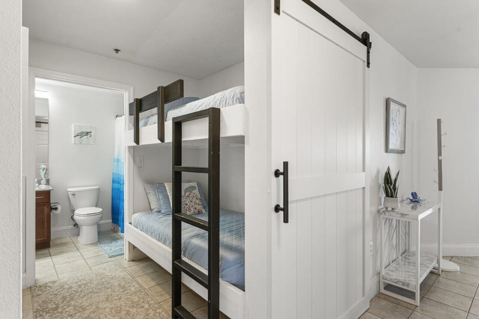 Bunk Beds! Twin over Twin with Barn Doors!