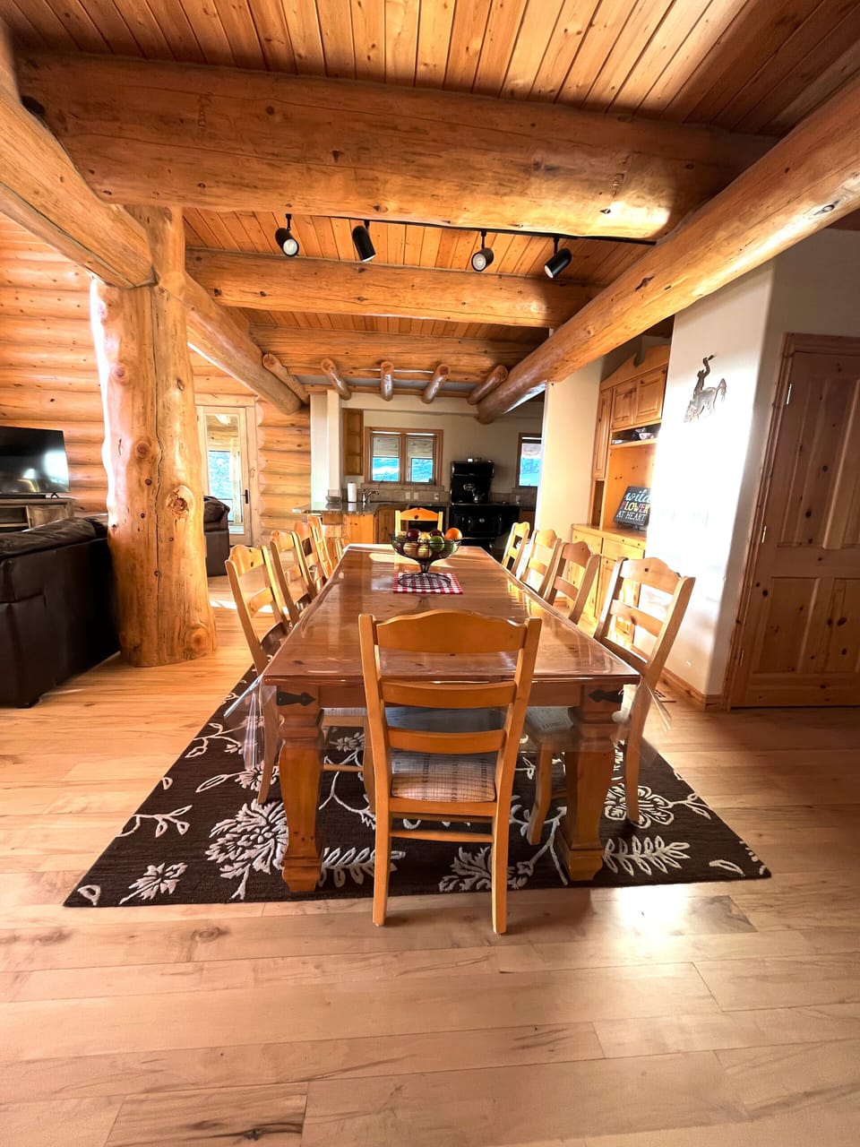 Ample dining accomodations