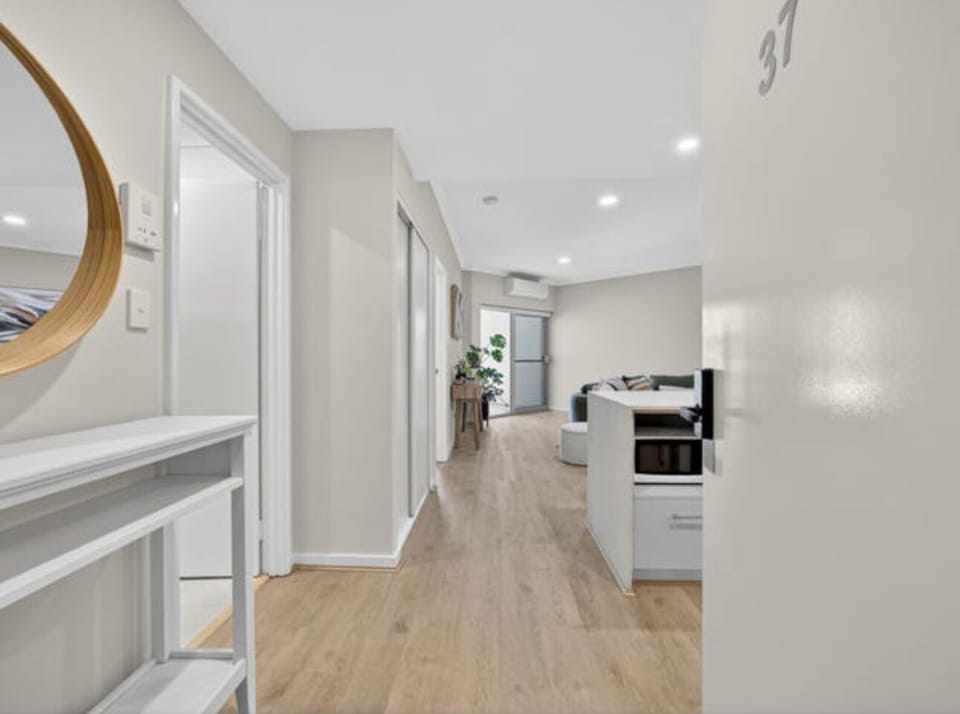 Main entry to the apartment.