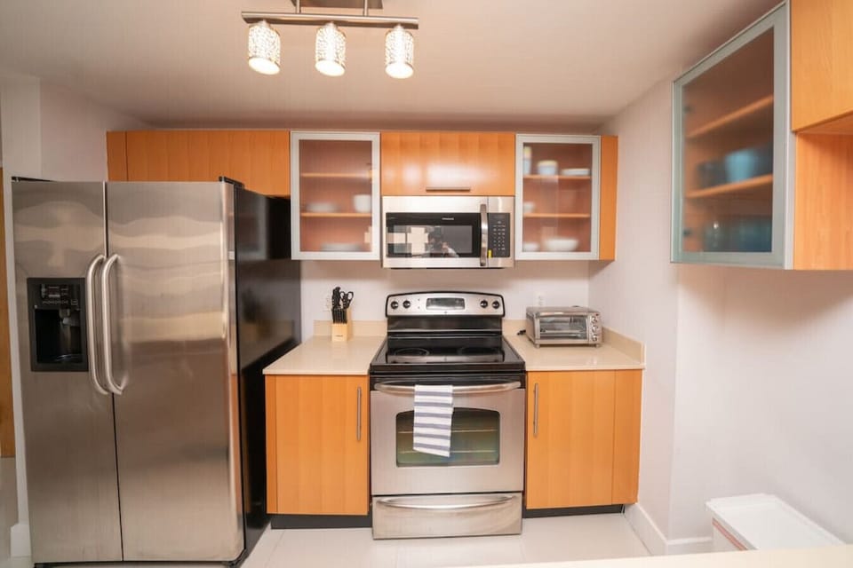 Fully equipped kitchen with complete set of cookware