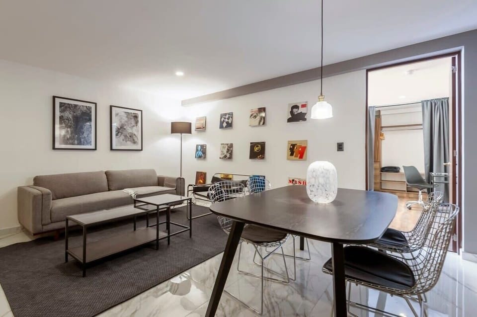 Lovely living and dinning room