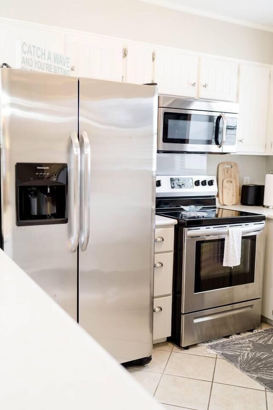 Fully Outfitted Kitchen