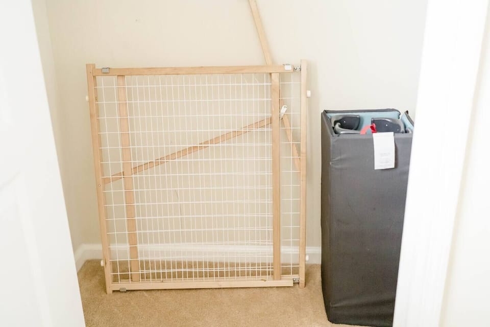 baby gate and pack and play
