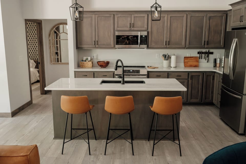 Prepare your favorite meals in the spacious, fully equipped kitchen.