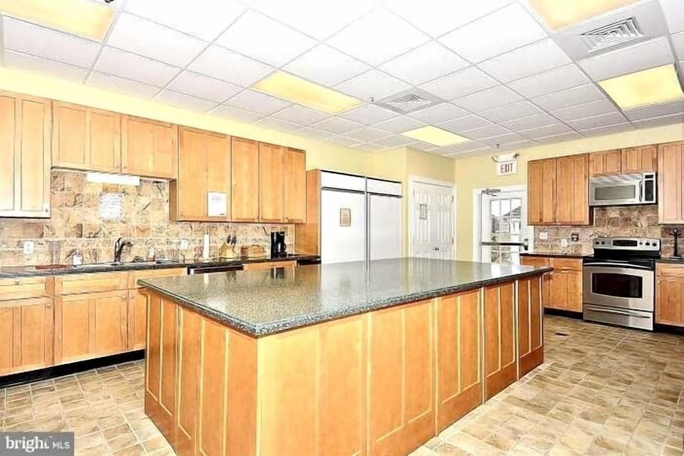 Clubhouse Kitchen