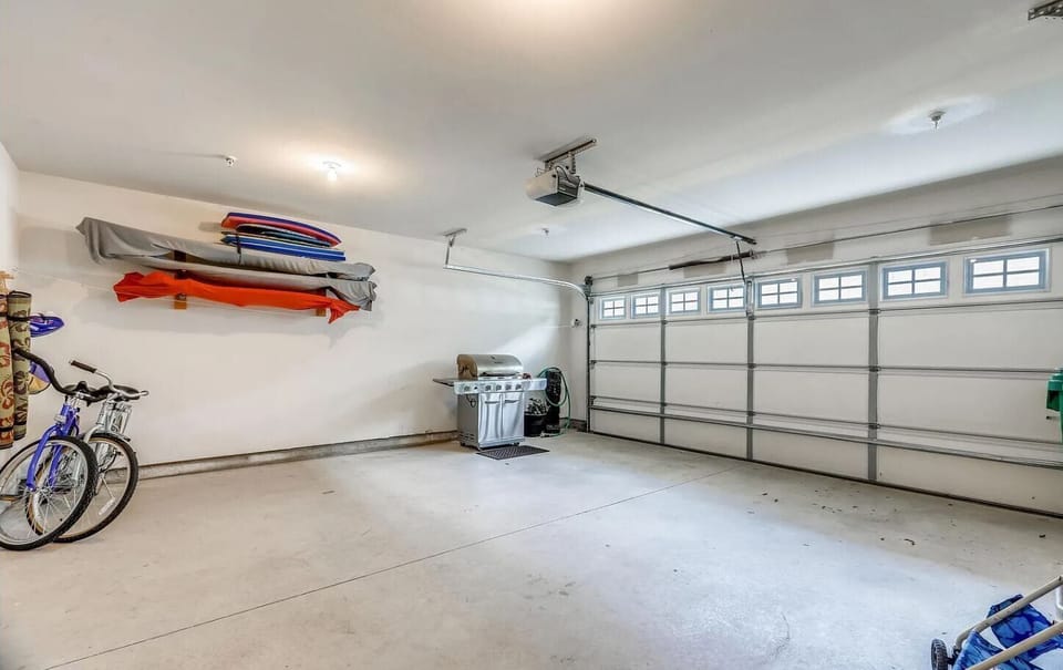 2 Car garage
