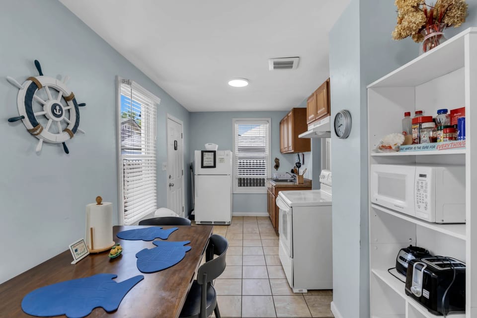 Kitchen (2)