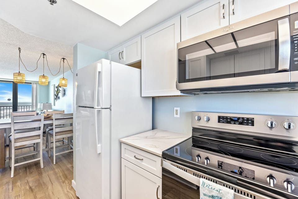 Fully equipped kitchen