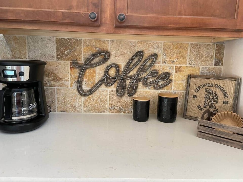 Coffee pot