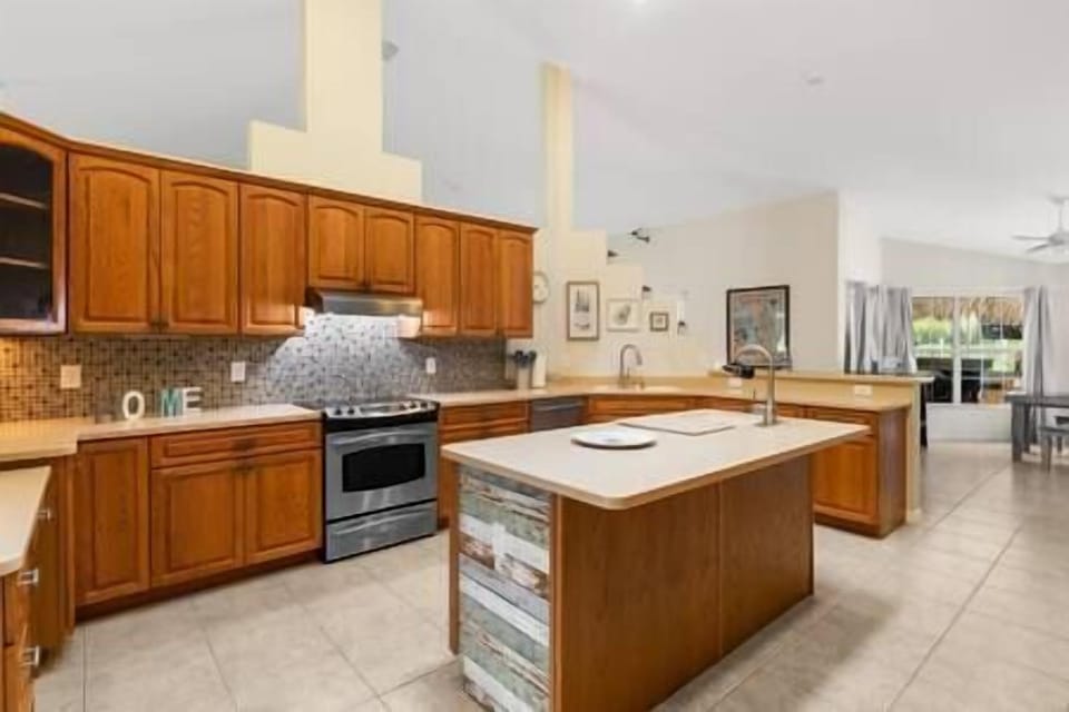 Enormous kitchen with everything you need for your stay.