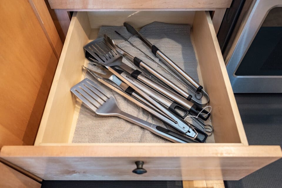 All the BBQ utensils to do some grilling!