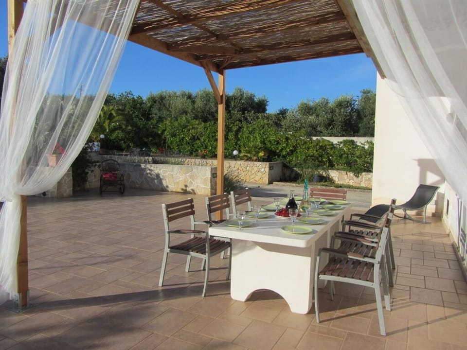 Enjoy meals outside under the gazebo.