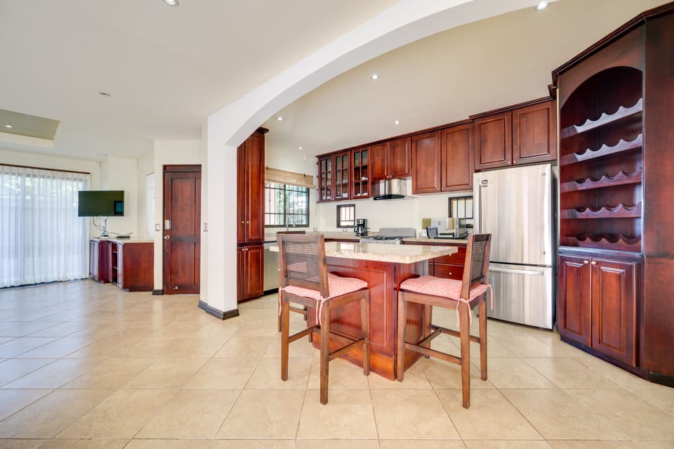 Bar seating for extra guests in the kitchen