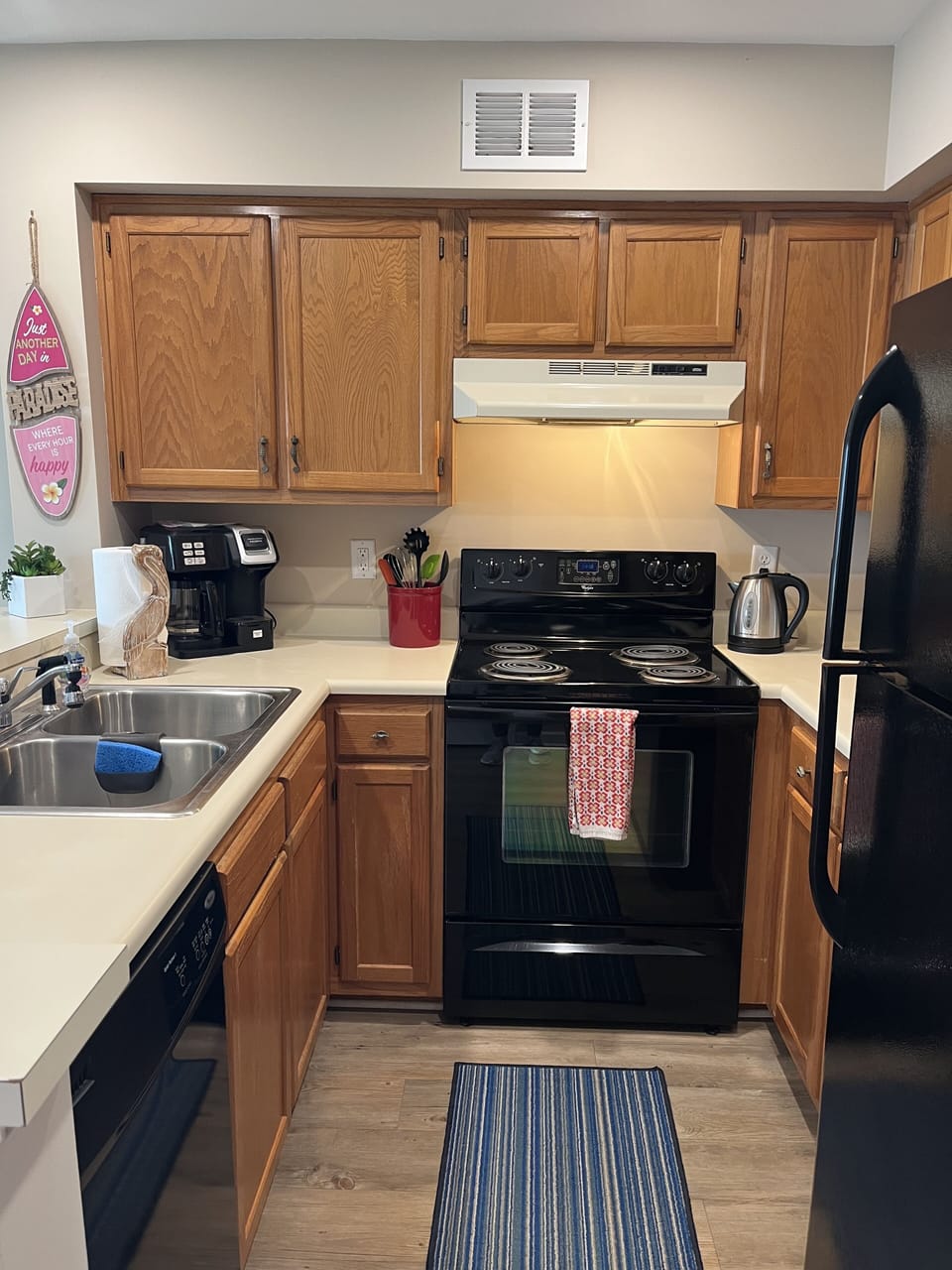 Fully equipped kitchen with everything you need and more