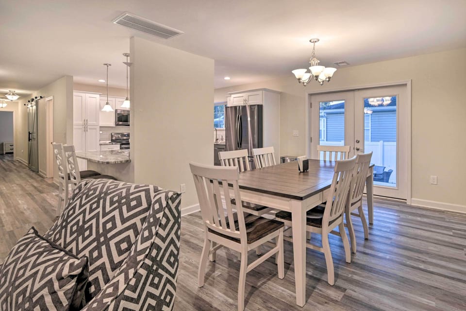 Dining Area | Dishware + Flatware