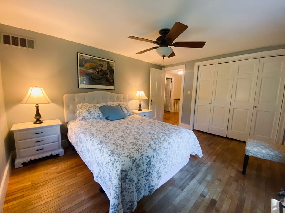 second floor bedrooom