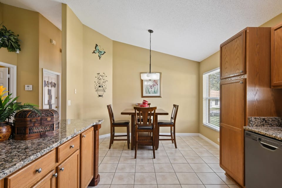 Breakfast Nook