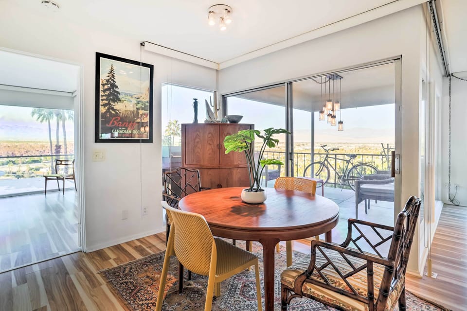 Dining Area | Fully Equipped Kitchen | Dishware & Flatware
