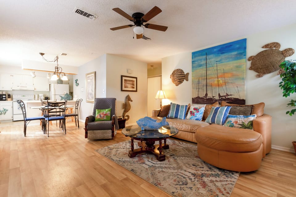 Living Room | Free WiFi | Central A/C | Smart TV | Sleeper Sofa