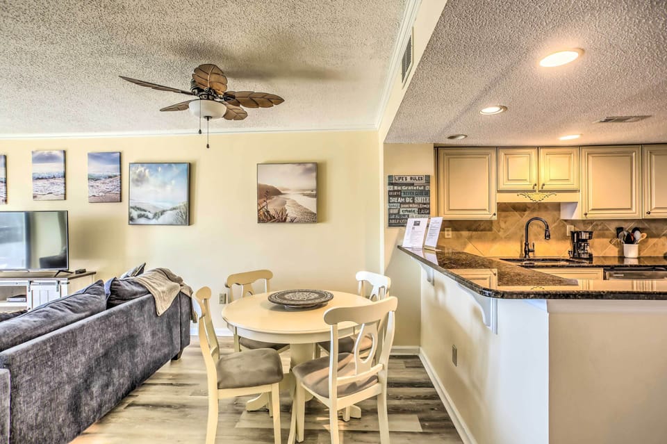 Dining Area | Dishware & Flatware